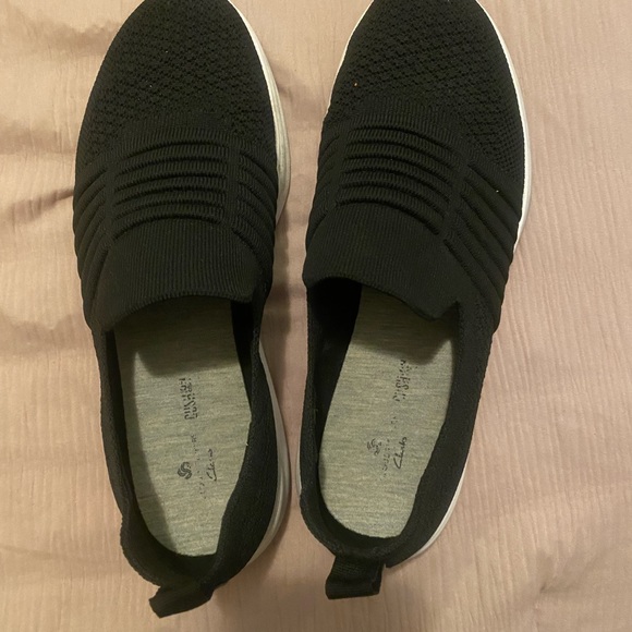 clarks air cushion slip on